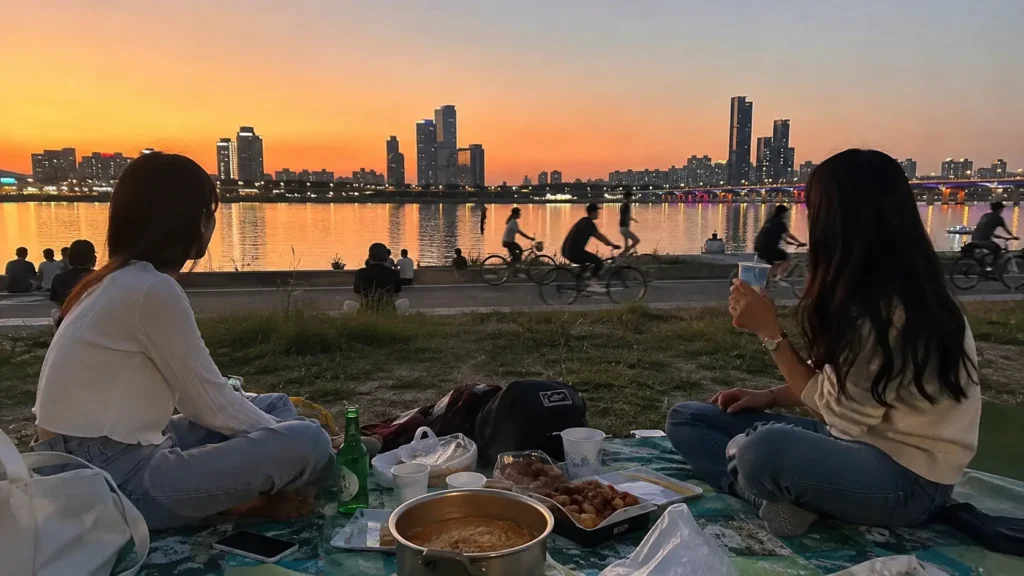 Han River in Seoul,